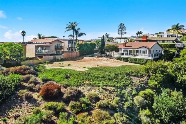1285 Cortez Avenue, Laguna Beach, CA 92651