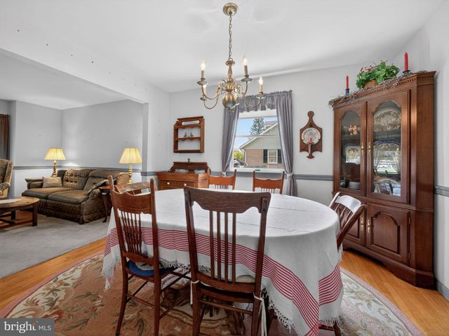 348 S 9TH ST, Quakertown, PA 18951