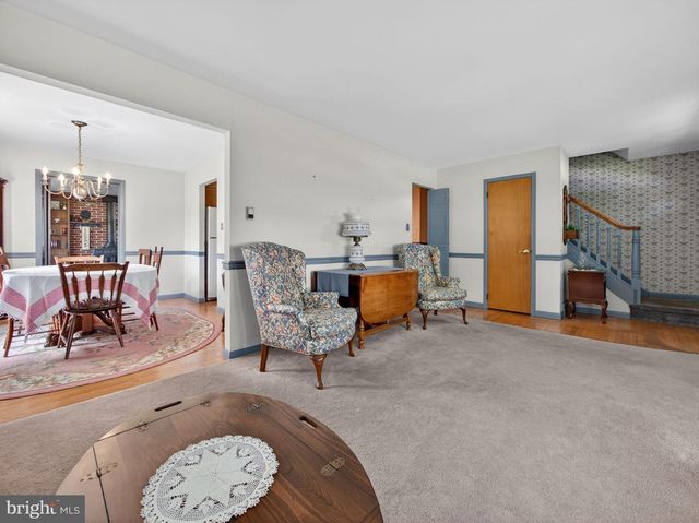 348 S 9TH ST, Quakertown, PA 18951
