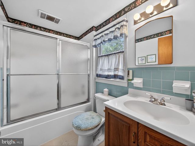 348 S 9TH ST, Quakertown, PA 18951