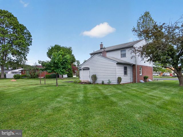 348 S 9TH ST, Quakertown, PA 18951