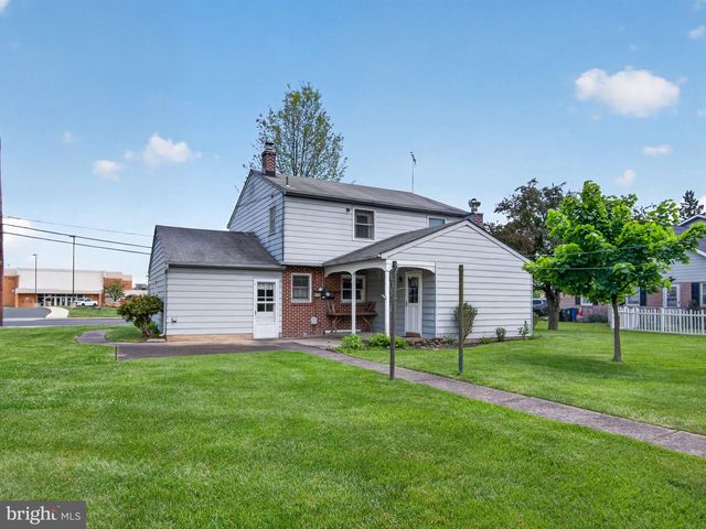 348 S 9TH ST, Quakertown, PA 18951