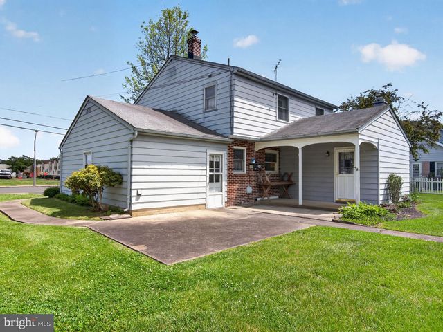 348 S 9TH ST, Quakertown, PA 18951