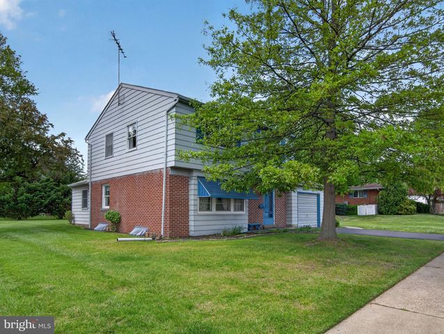 348 S 9TH ST, Quakertown, PA 18951