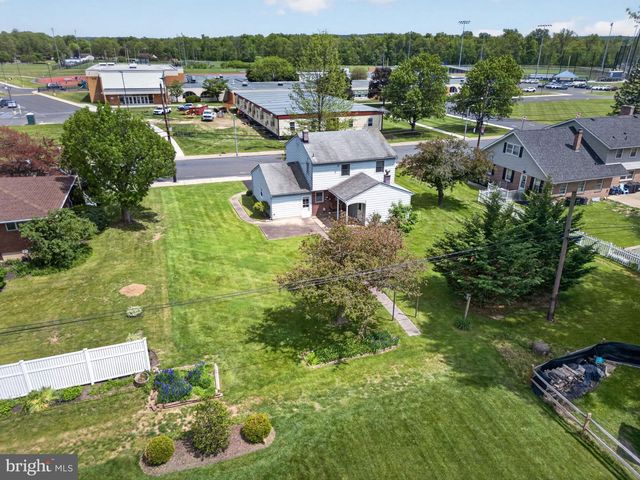 348 S 9TH ST, Quakertown, PA 18951