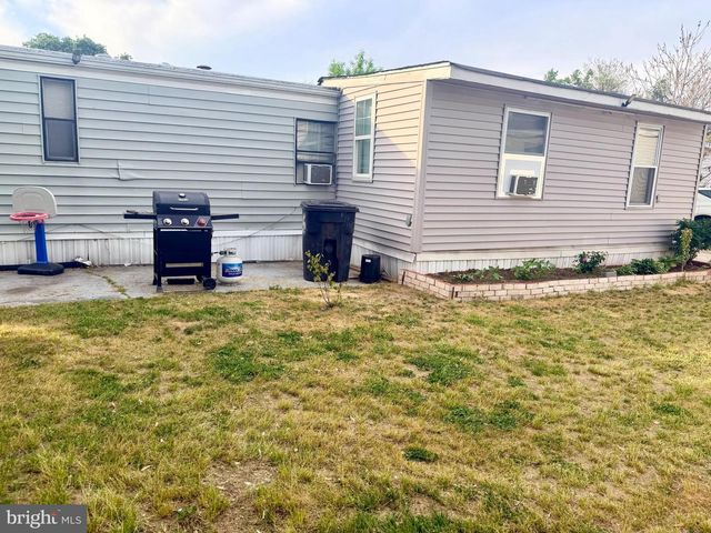 26 PATUXENT MOBILE ESTATES, Lothian, MD 20711