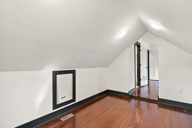 593 Reinhard Avenue, Columbus, OH 43206
