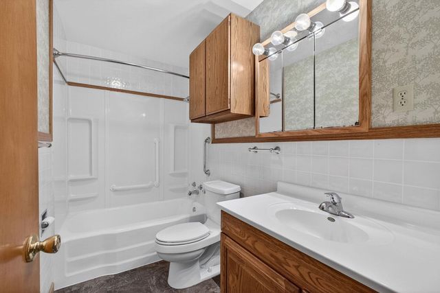 502 - 504 48th Street, Moline, IL 61265