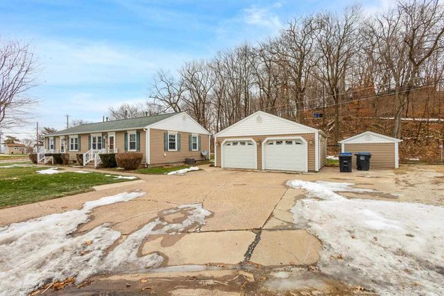 502 - 504 48th Street, Moline, IL 61265