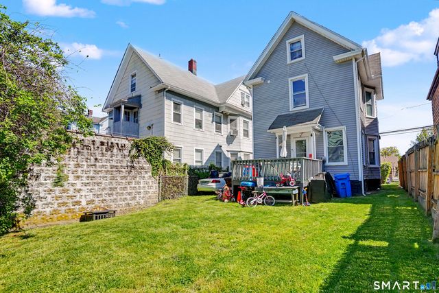 527 Colorado Avenue, Bridgeport, CT 06605