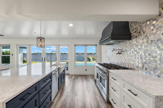 22 TIFFANY CIRCLE, Ormond Beach, FL 32174