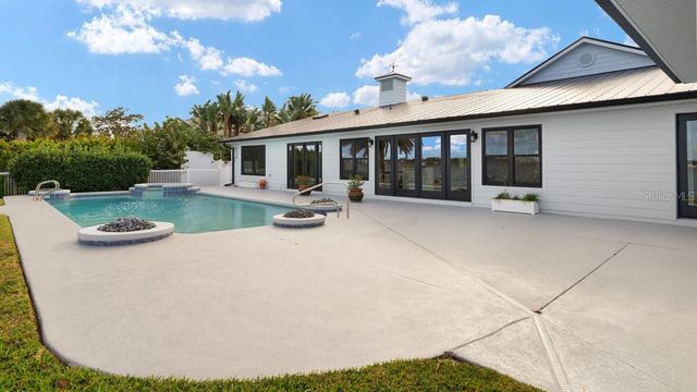 22 TIFFANY CIRCLE, Ormond Beach, FL 32174