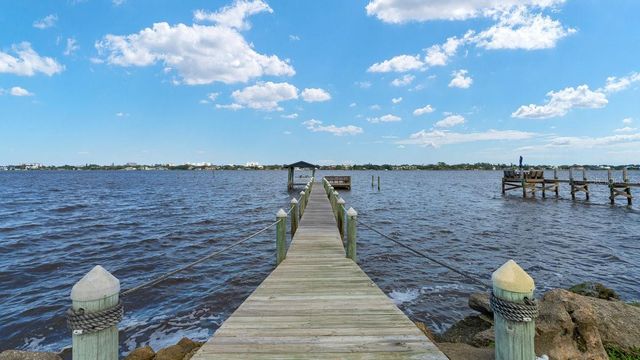 22 TIFFANY CIRCLE, Ormond Beach, FL 32174