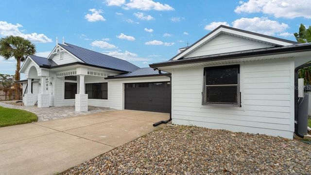 22 TIFFANY CIRCLE, Ormond Beach, FL 32174