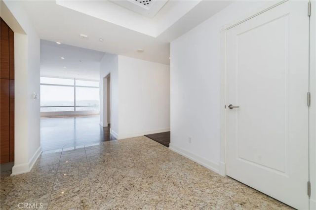 900 W Olympic 43D, Los Angeles, CA 90015