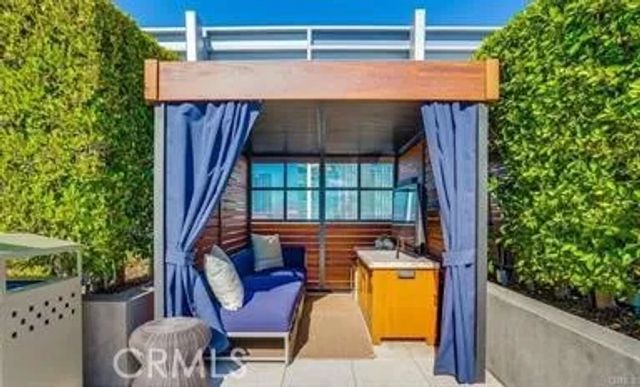 900 W Olympic 43D, Los Angeles, CA 90015