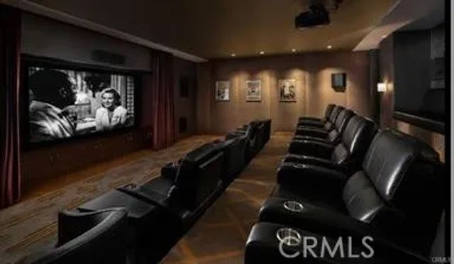 900 W Olympic 43D, Los Angeles, CA 90015