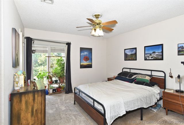 2202 E 55th Court 2202, Tulsa, OK 74105