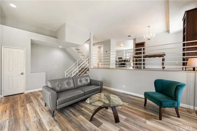 7109 Farralone Avenue 117, Canoga Park, CA 91303