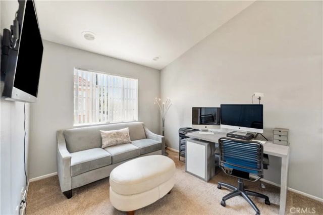 7109 Farralone Avenue 117, Canoga Park, CA 91303