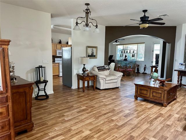 9053 SW 103RD AVENUE, Ocala, FL 34481
