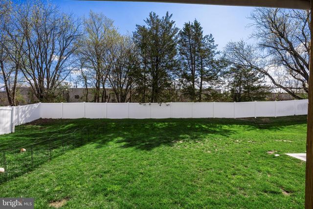 7 AUTUMN PARK BLVD, Medford, NJ 08055