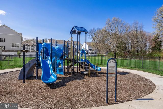 7 AUTUMN PARK BLVD, Medford, NJ 08055