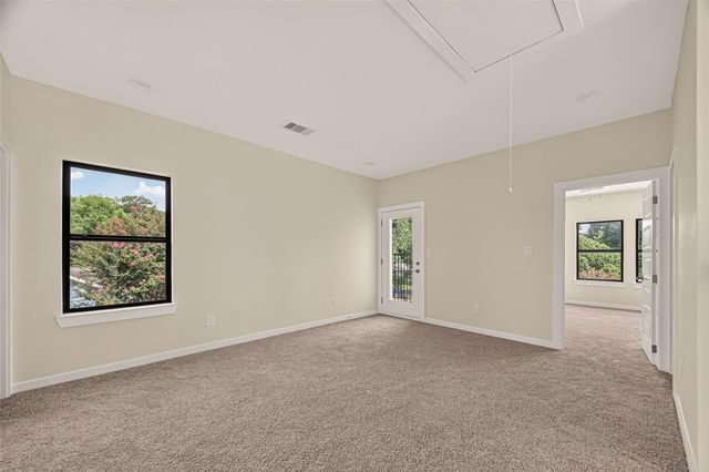 90 Burress Street B, Houston, TX 77022