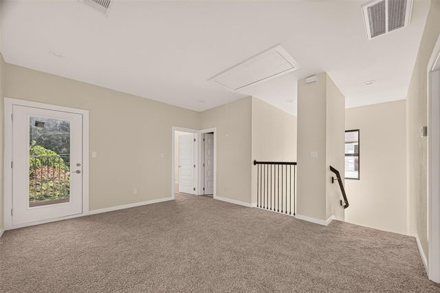 90 Burress Street B, Houston, TX 77022