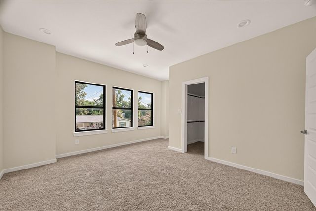 90 Burress Street B, Houston, TX 77022