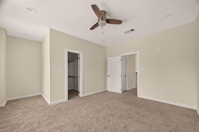 90 Burress Street B, Houston, TX 77022