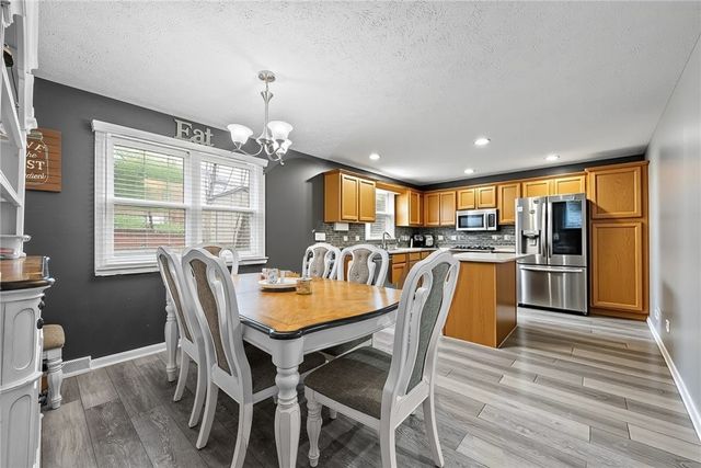 1217 Parkside Dr, South Fayette, PA 15017