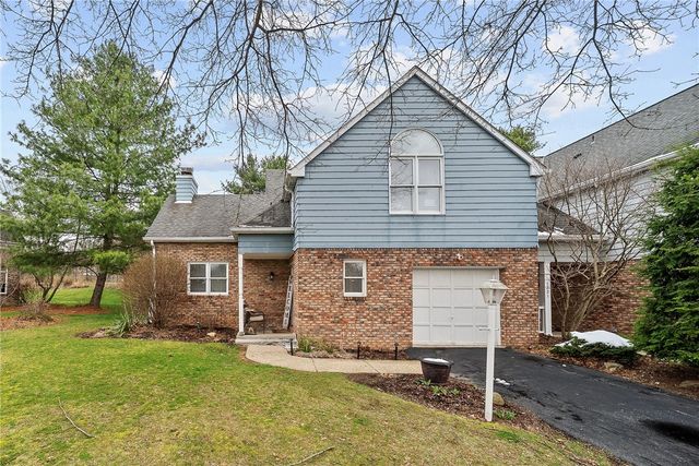 1217 Parkside Dr, South Fayette, PA 15017