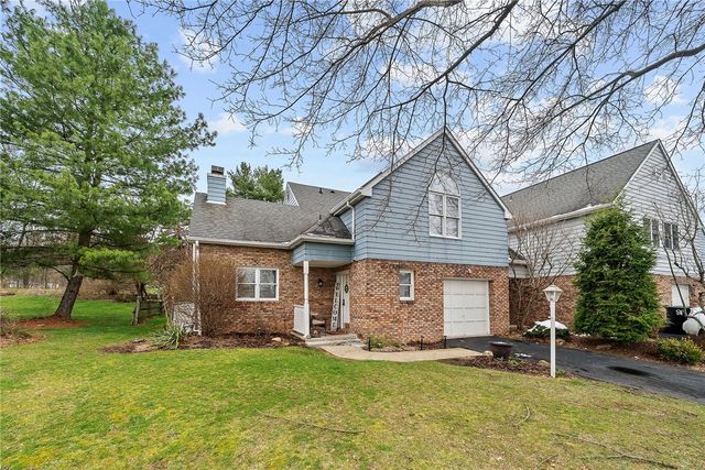 1217 Parkside Dr, South Fayette, PA 15017