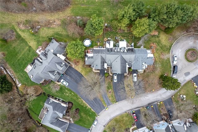 1217 Parkside Dr, South Fayette, PA 15017