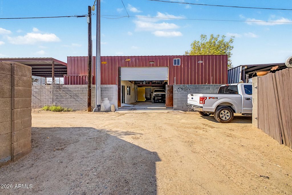 1009 W BUCKEYE Road, Phoenix, AZ 85007 — exterior