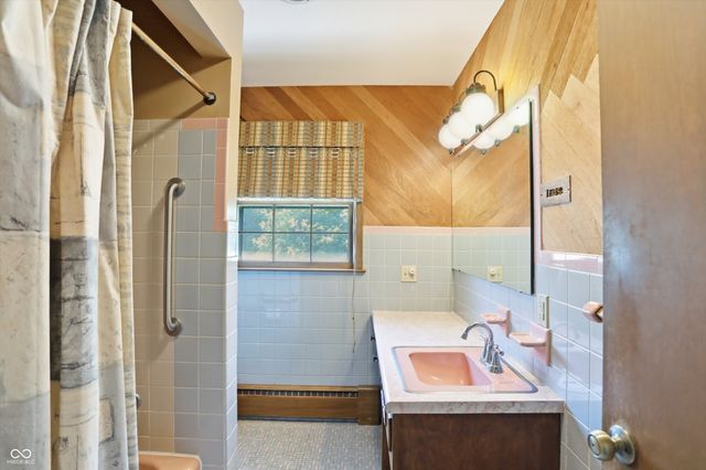 7101 Shelby Street, Indianapolis, IN 46227