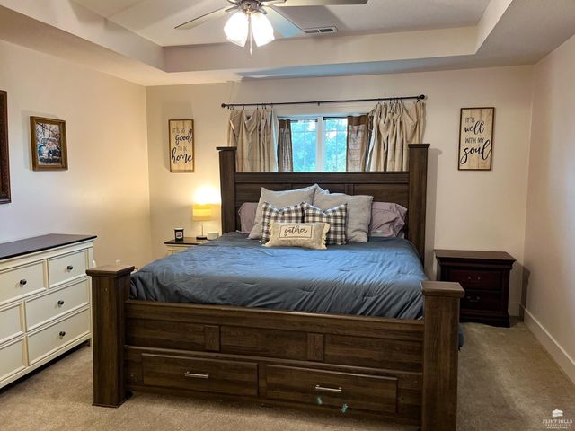 4800 Jackie's Way, Manhattan, KS 66502