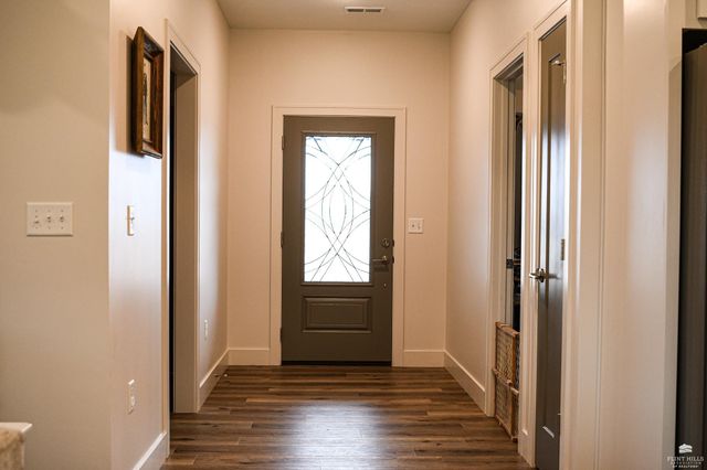 4800 Jackie's Way, Manhattan, KS 66502