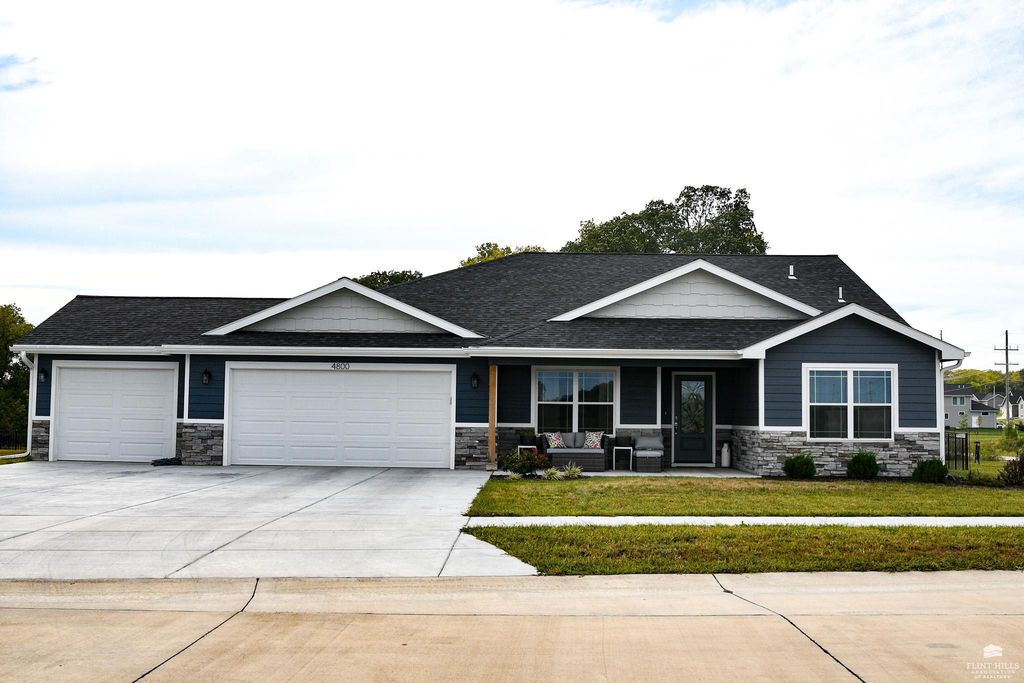 4800 Jackie's Way, Manhattan, KS 66502