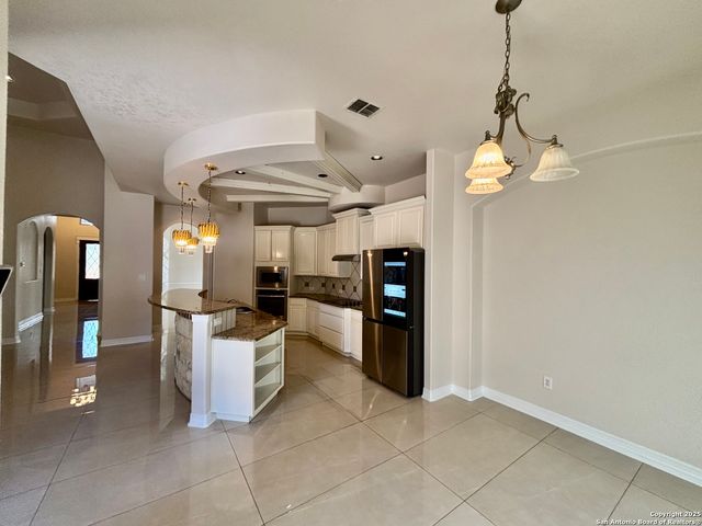 2607 Seal Pointe, Converse, TX 78109
