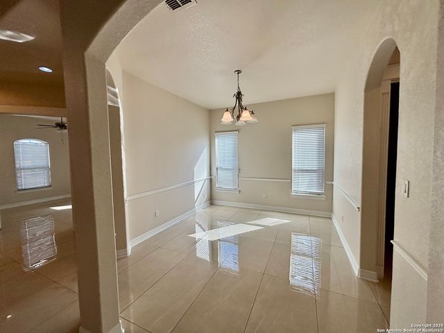 2607 Seal Pointe, Converse, TX 78109