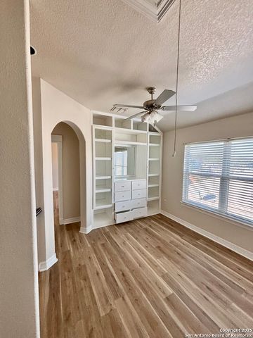 2607 Seal Pointe, Converse, TX 78109