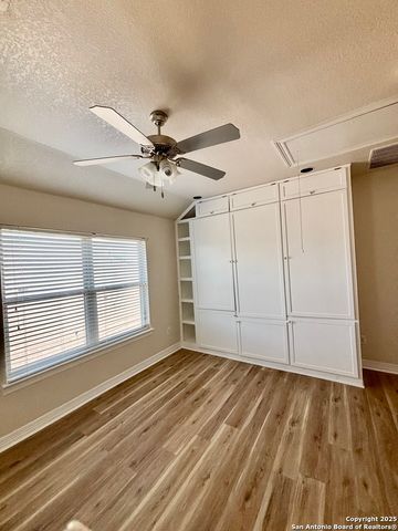 2607 Seal Pointe, Converse, TX 78109