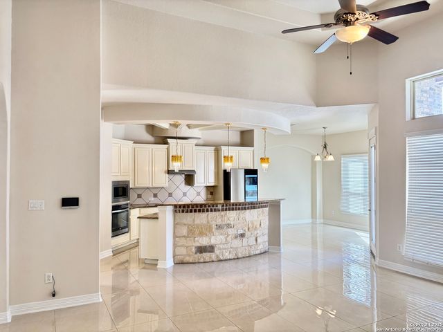2607 Seal Pointe, Converse, TX 78109
