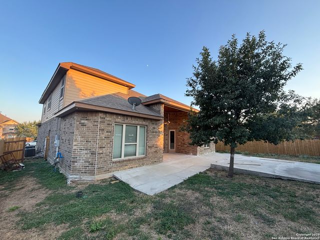 2607 Seal Pointe, Converse, TX 78109
