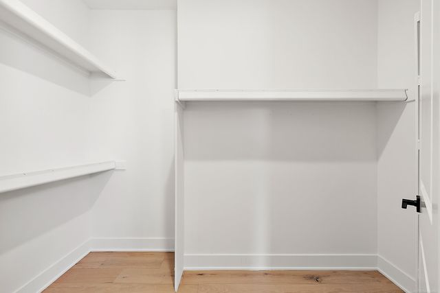 5872 Willow Grove Drive, Troy, MI 48085