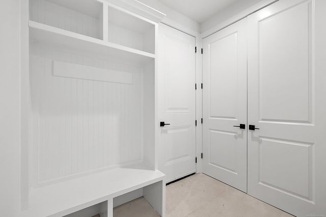 5872 Willow Grove Drive, Troy, MI 48085