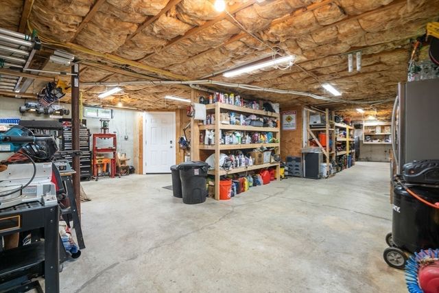 2 Evans Rd, Middleton, MA 01949
