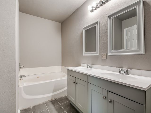 610 Lonestar Park Lane, Ponder, TX 76259